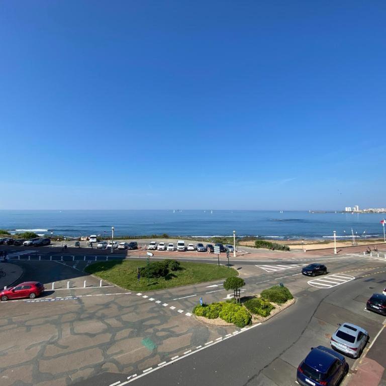 L'Arbre Du Voyageur Apartman Les Sables-dʼOlonne Kültér fotó