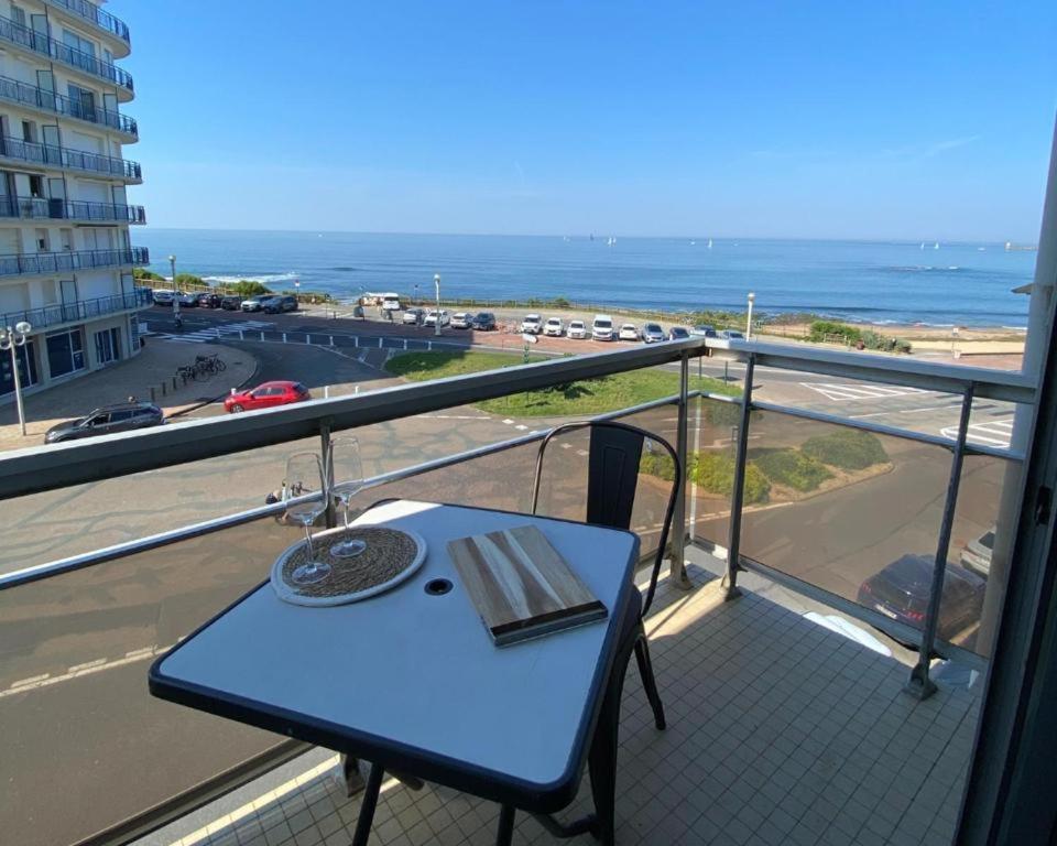 L'Arbre Du Voyageur Apartman Les Sables-dʼOlonne Kültér fotó